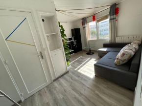 Maison de ville,RER A 20 min pour Paris/Disneyland